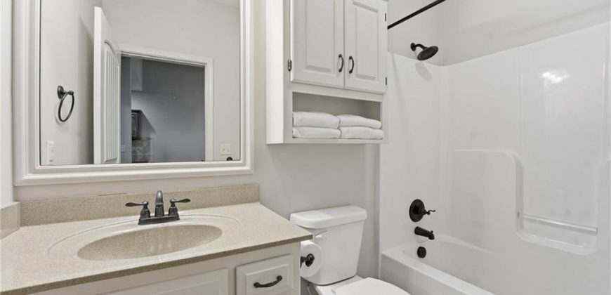 Homes for Sale in Smithville, MO 64089 | 14812  Ashmont Lane