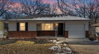 Homes for Sale in Kansas City, MO 64119 | 5232 N Palmer Avenue