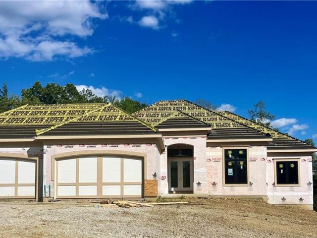 Homes for Sale in Parkville, MO 64152 | 5831  Lentz Drive