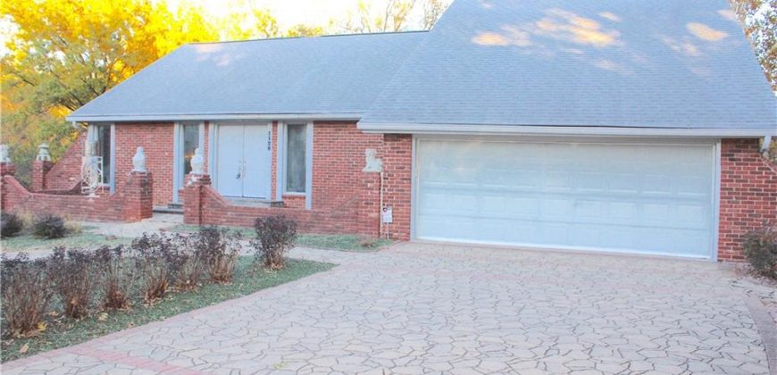 Homes for Sale in Kansas City, MO 64155 | 1128 NE 97th Place