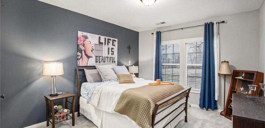 Homes for Sale in Kansas City, MO 64155 | 2105 NE 107th Terrace