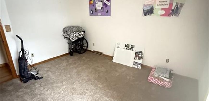 Homes for Sale in Gladstone, MO 64118 | 6225 NE Normandy Drive