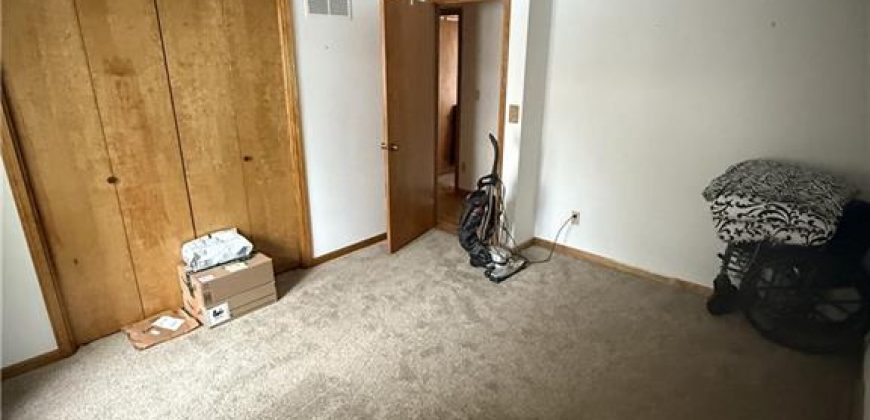 Homes for Sale in Gladstone, MO 64118 | 6225 NE Normandy Drive