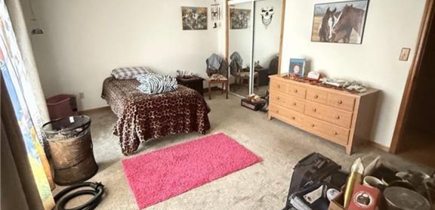 Homes for Sale in Gladstone, MO 64118 | 6225 NE Normandy Drive