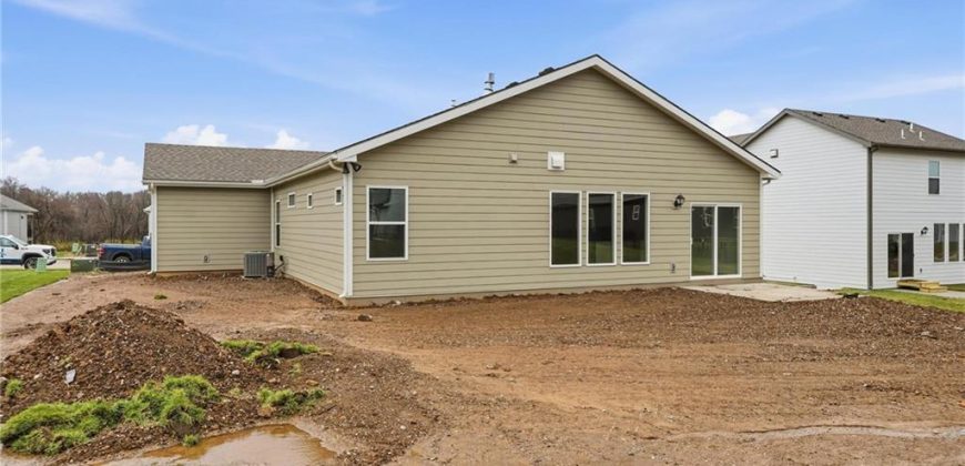 Homes for Sale in Kansas City, MO 64154 | 3012 NW 95th Terrace