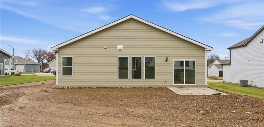 Homes for Sale in Kansas City, MO 64154 | 3012 NW 95th Terrace