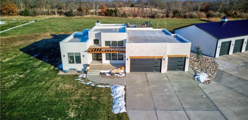 Homes for Sale in Smithville, MO 64089 | 6320 NE 164th Street