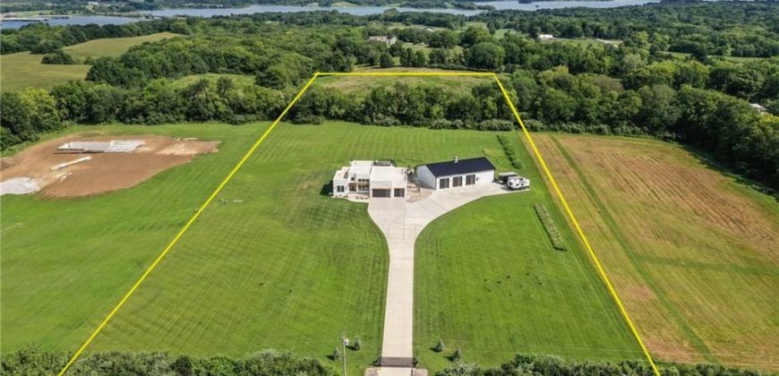 Homes for Sale in Smithville, MO 64089 | 6320 NE 164th Street