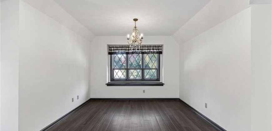 Homes for Sale in Liberty, MO 64068 | 317  CAMELOT Drive