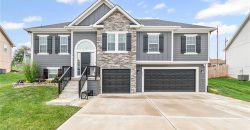 Homes for Sale in Liberty, MO 64068 | 1020  Poplar Lane