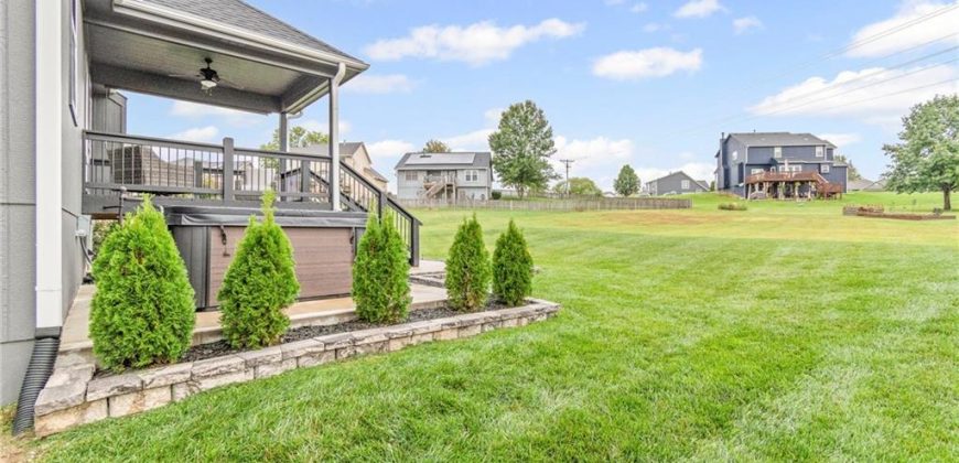 Homes for Sale in Liberty, MO 64068 | 1020  Poplar Lane