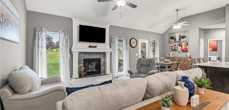 Homes for Sale in Liberty, MO 64068 | 1020  Poplar Lane