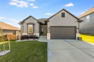 3925-NW-95th-Terrace-mls-2587118-image-1