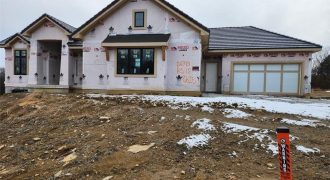 Homes for Sale in Parkville, MO 64152 | 5826  Lentz Drive