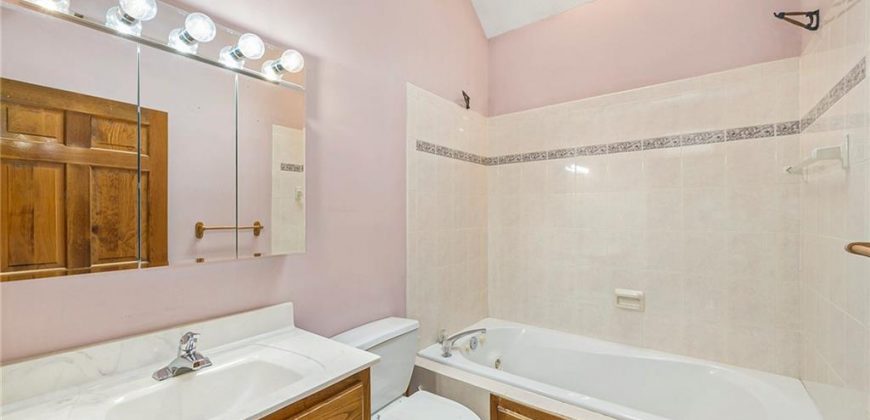 Homes for Sale in Kearney, MO 64060 | 12420  Ridgeview Road