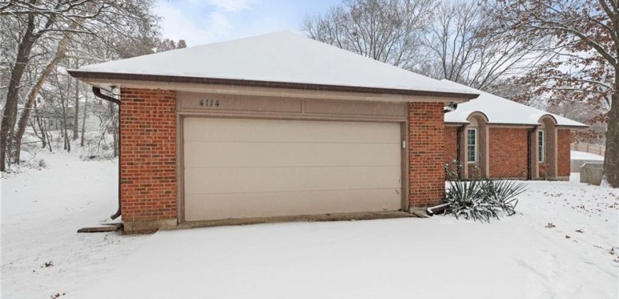 Homes for Sale in Kansas City, MO 64151 | 4114 NW 73rd Street