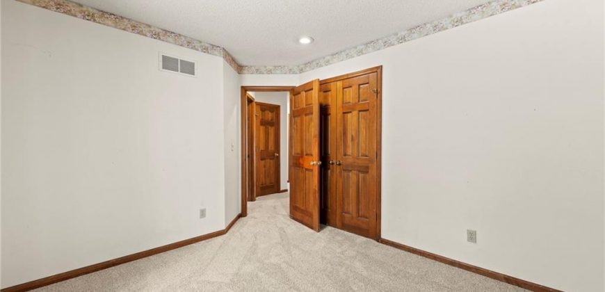 Homes for Sale in Kansas City, MO 64151 | 4114 NW 73rd Street