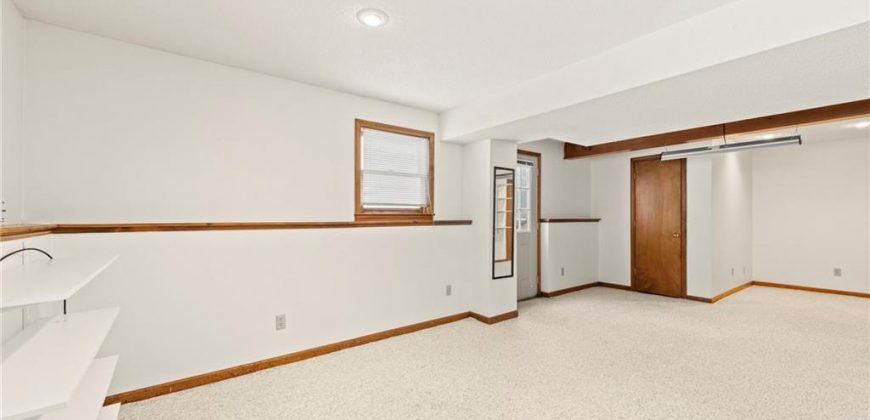 Homes for Sale in Kansas City, MO 64151 | 4114 NW 73rd Street