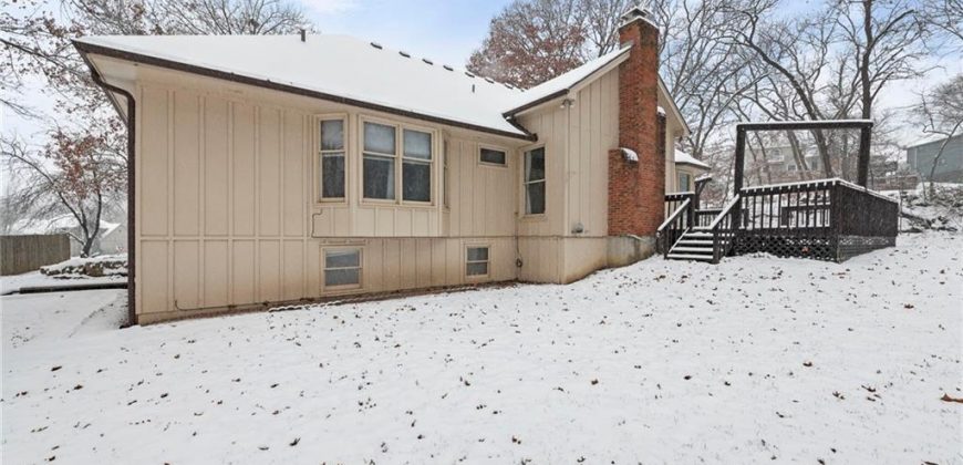 Homes for Sale in Kansas City, MO 64151 | 4114 NW 73rd Street