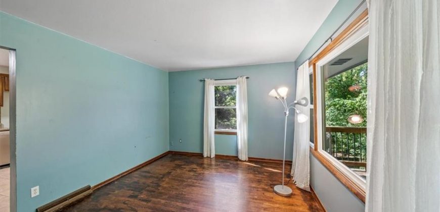 Homes for Sale in Parkville, MO 64152 | 5903  Walnut Creek Drive