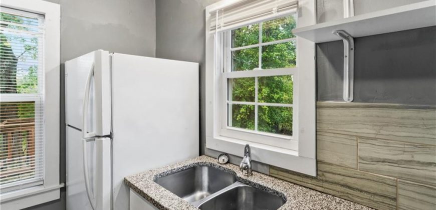 Homes for Sale in Kansas City, MO 64117 | 4452 N WALROND Avenue