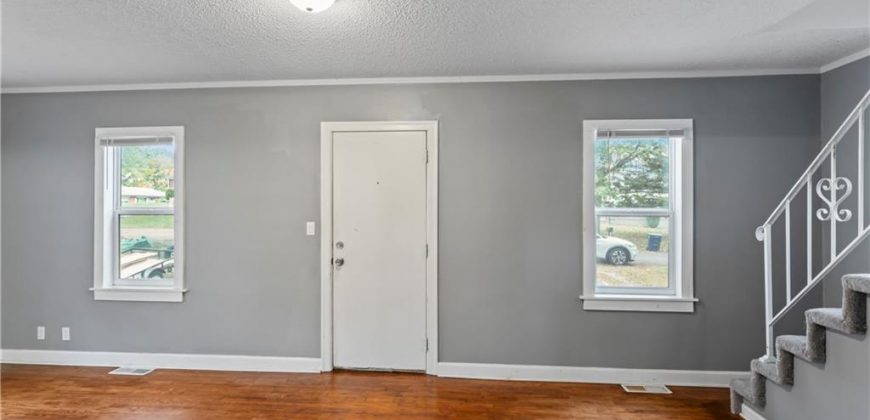 Homes for Sale in Kansas City, MO 64117 | 4452 N WALROND Avenue