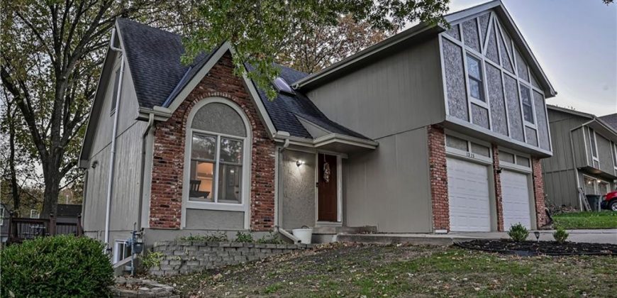 Homes for Sale in Kansas City, MO 64155 | 1315 NE 86th Street