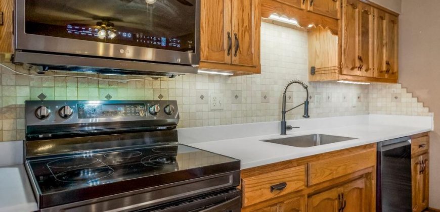 Homes for Sale in Kansas City, MO 64151 | 1924 NW 62nd Terrace