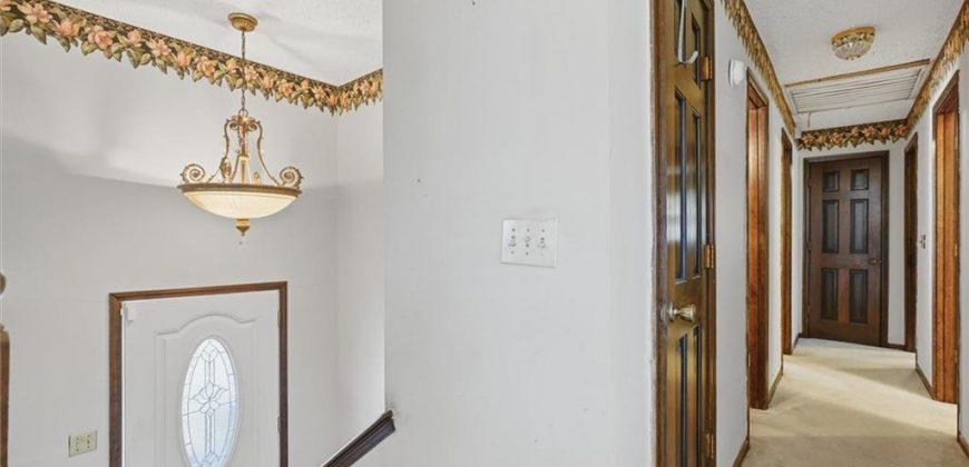 Homes for Sale in Excelsior Springs, MO 64024 | 1229  Michele Drive