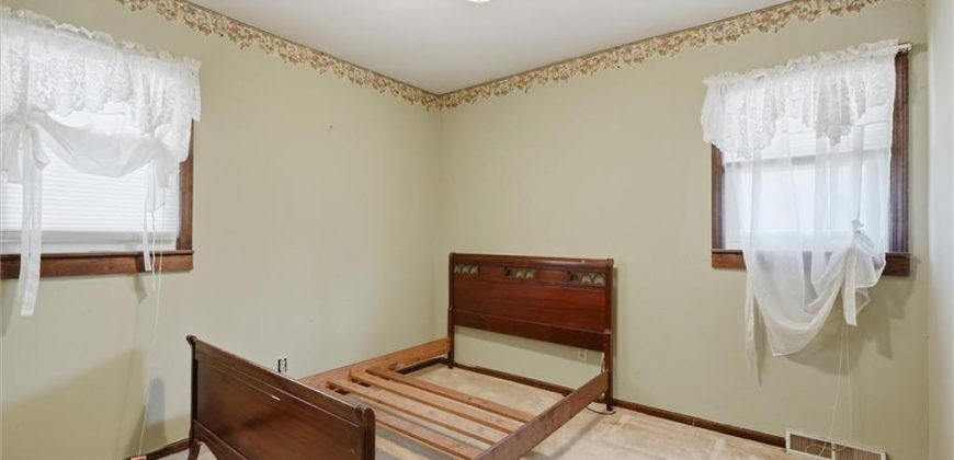 Homes for Sale in Excelsior Springs, MO 64024 | 1229  Michele Drive