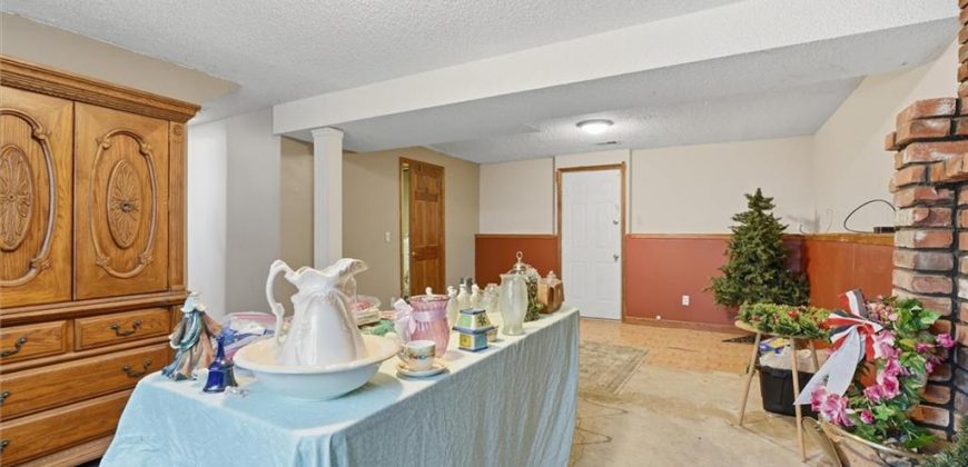 Homes for Sale in Excelsior Springs, MO 64024 | 1229  Michele Drive