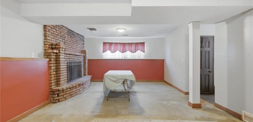 Homes for Sale in Excelsior Springs, MO 64024 | 1229  Michele Drive