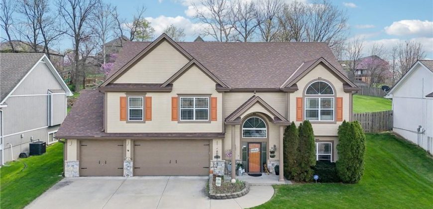 Homes for Sale in Smithville, MO 64089 | 205  DoubleTree Lane