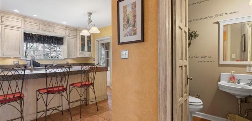 Homes for Sale in Excelsior Springs, MO 64024 | 8  Orchard Place