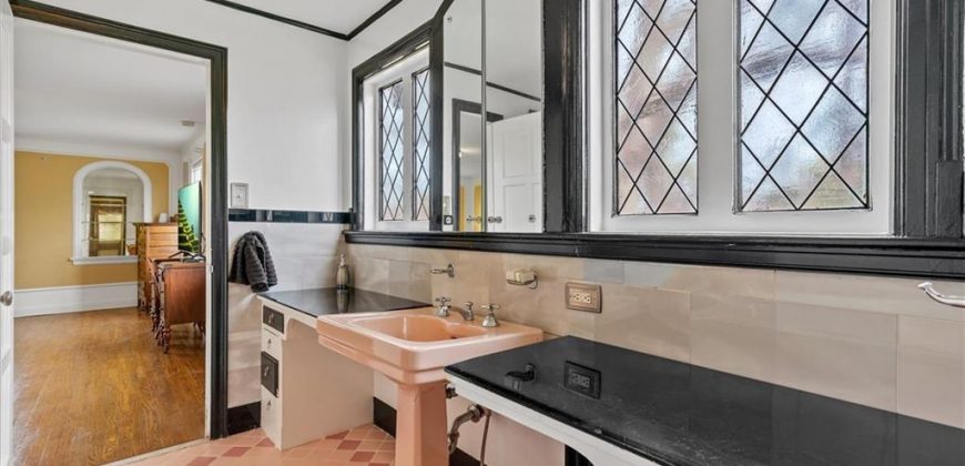 Homes for Sale in Excelsior Springs, MO 64024 | 8  Orchard Place