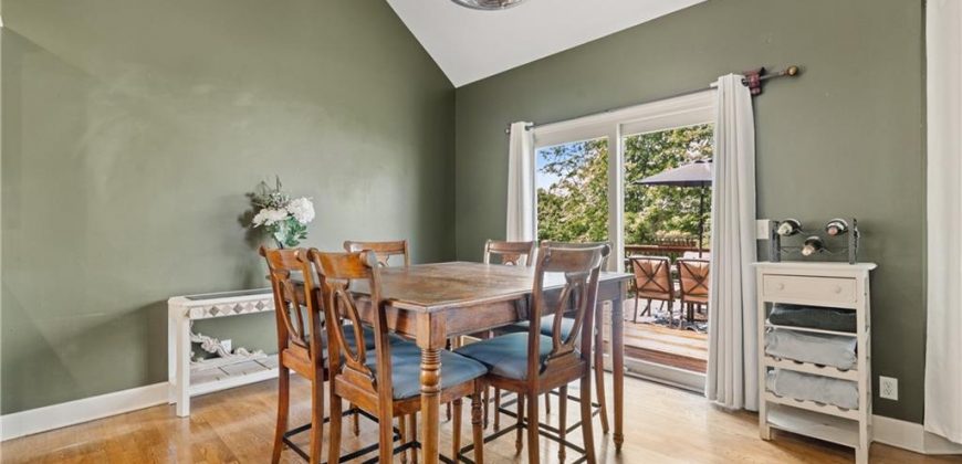 Homes for Sale in Parkville, MO 64152 | 10013 NW Crooked Road