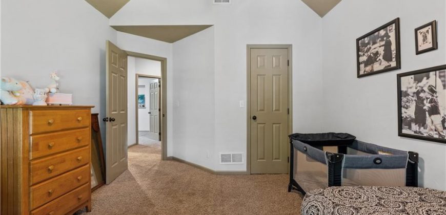 Homes for Sale in Parkville, MO 64152 | 10013 NW Crooked Road