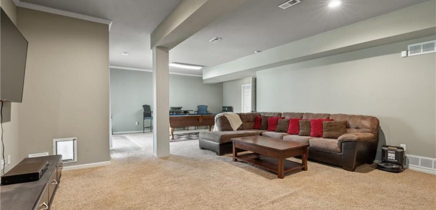 Homes for Sale in Parkville, MO 64152 | 10013 NW Crooked Road