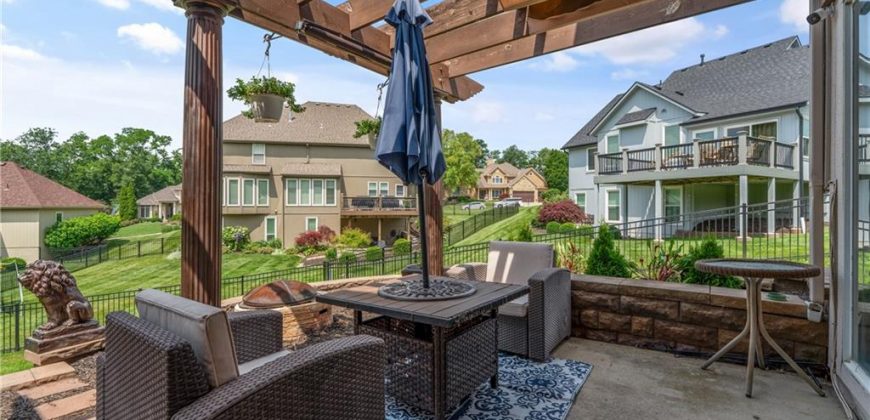 Homes for Sale in Parkville, MO 64152 | 10013 NW Crooked Road