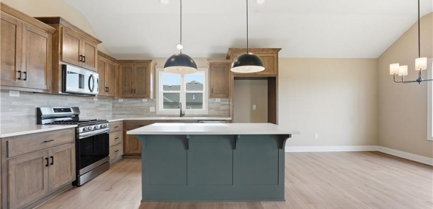 Homes for Sale in Kansas City, MO 64165 | 12160 N Tracy Avenue