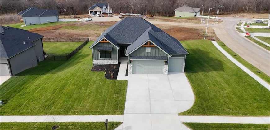 Homes for Sale in Kansas City, MO 64165 | 12160 N Tracy Avenue