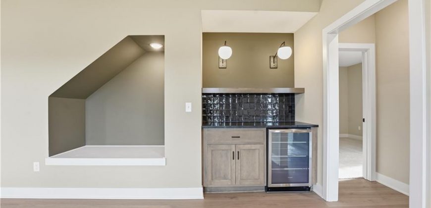 Homes for Sale in Kansas City, MO 64165 | 12160 N Tracy Avenue