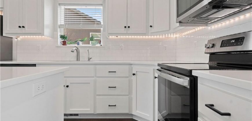 Homes for Sale in Kansas City, MO 64156 | 6008 NE 119th Street