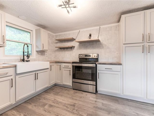 Homes for Sale in Kansas City, MO 64151 | 5018 NW Huonker Road