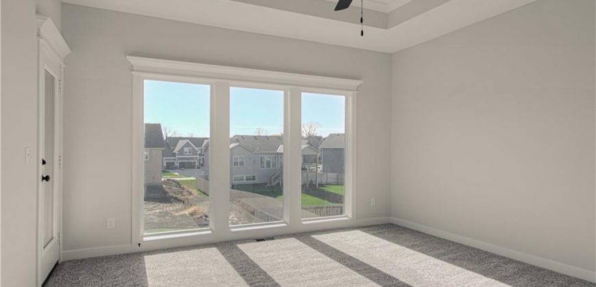 Homes for Sale in Liberty, MO 64068 | 1015  Poplar Lane