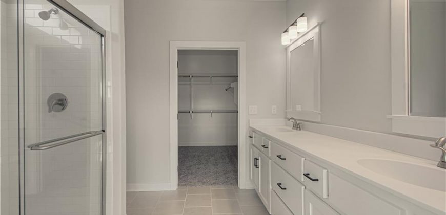 Homes for Sale in Liberty, MO 64068 | 1015  Poplar Lane