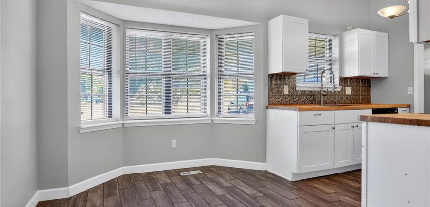 Homes for Sale in Kansas City, MO 64155 | 819 NE Cookingham Drive