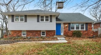 Homes for Sale in Gladstone, MO 64118 | 7320 N Euclid Avenue