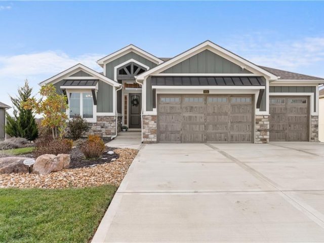 Homes for Sale in Kansas City, MO 64153 | 8904 N Clarion Avenue