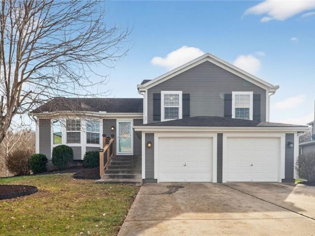 Homes for Sale in Kansas City, MO 64157 | 8411 NE 115th Street